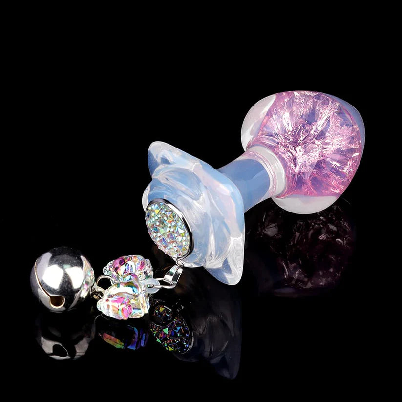 Knotdildo Peach Crystal Butt Plug – Elegant Design with Optional Accessories