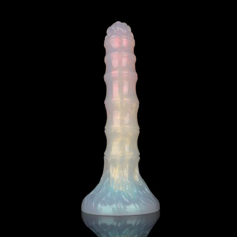 Knotdildo Bamboo-Inspired Dildo – Elegant Sculptural Design & Translucent Glow